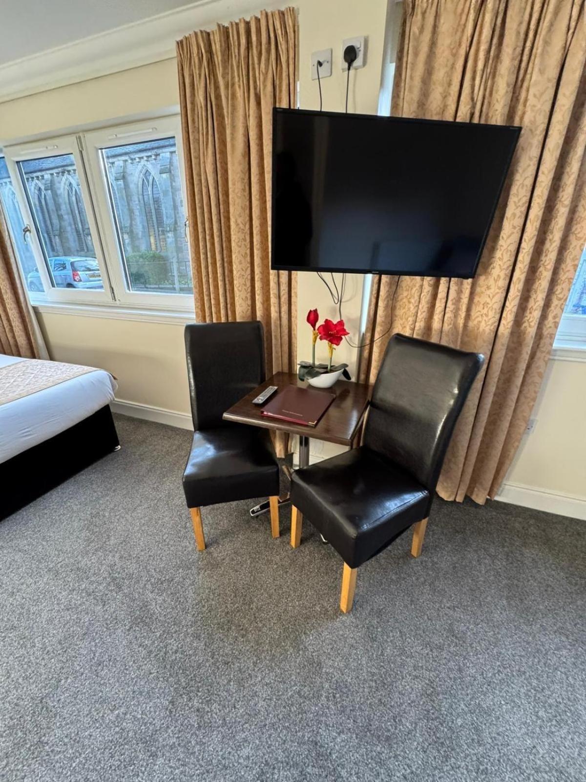 The Waverley Inn Дингуолл Экстерьер фото